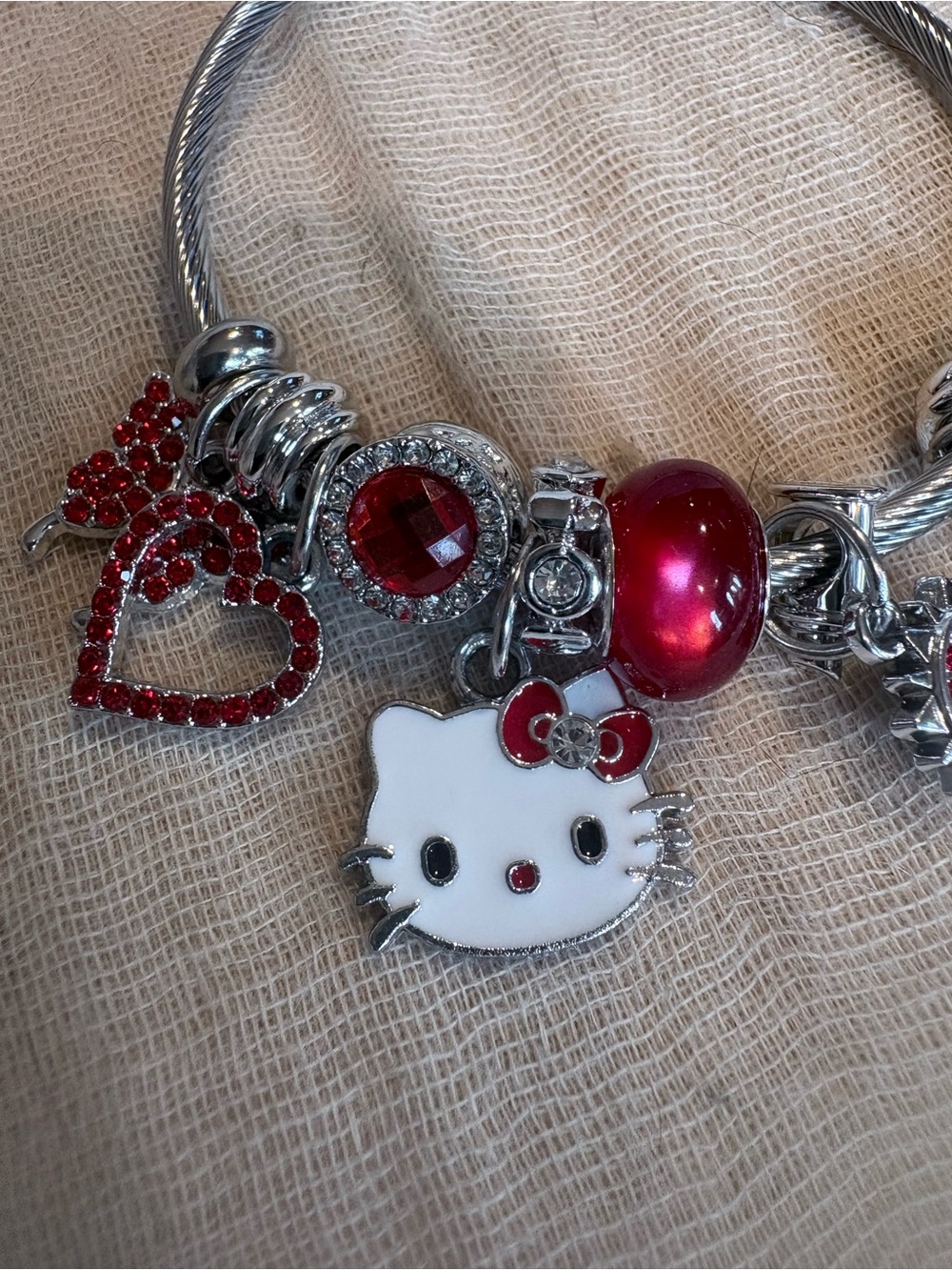 Hello Kitty Red & White Charm Bracelet - Cute Enamel Cat Pendant